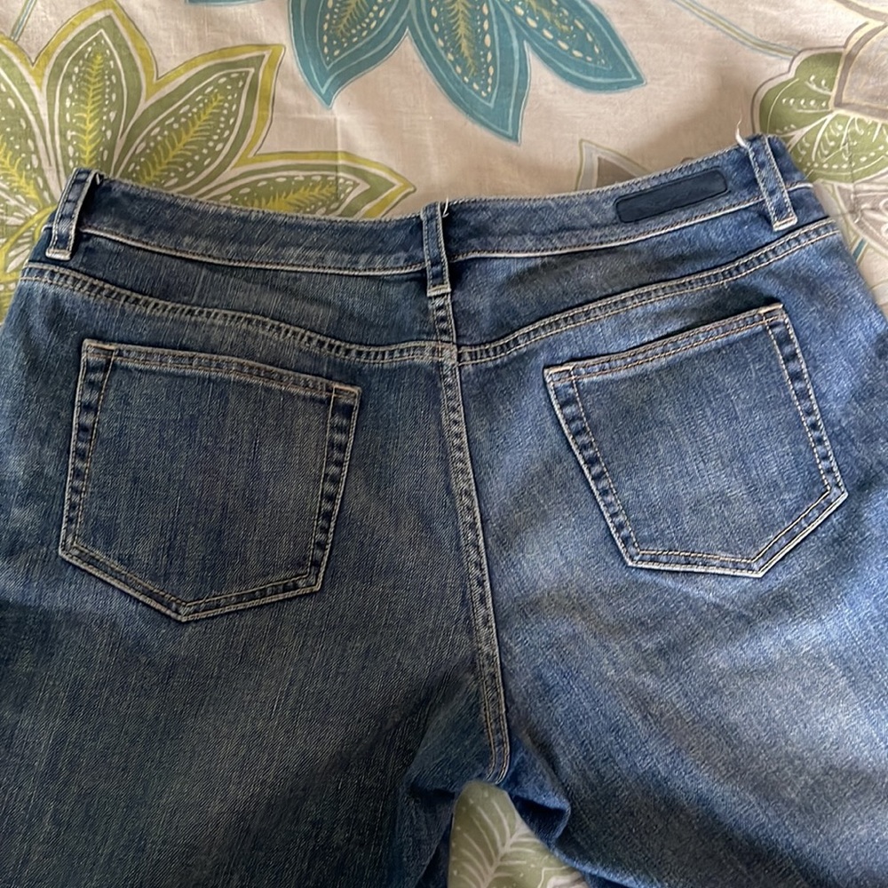 Elie Tahari Adena straight leg jeans - Picture 4 of 8